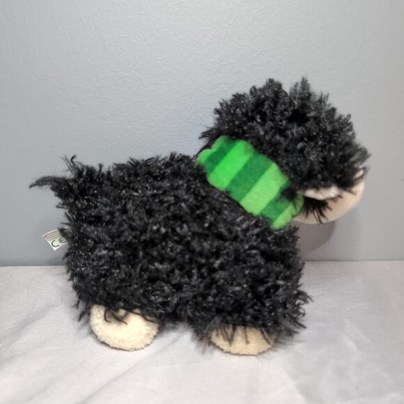 Huggable Irish Friends Shamrock Sheep Ornament Shaggy Black Scarf Allied - Picture 4 of 14